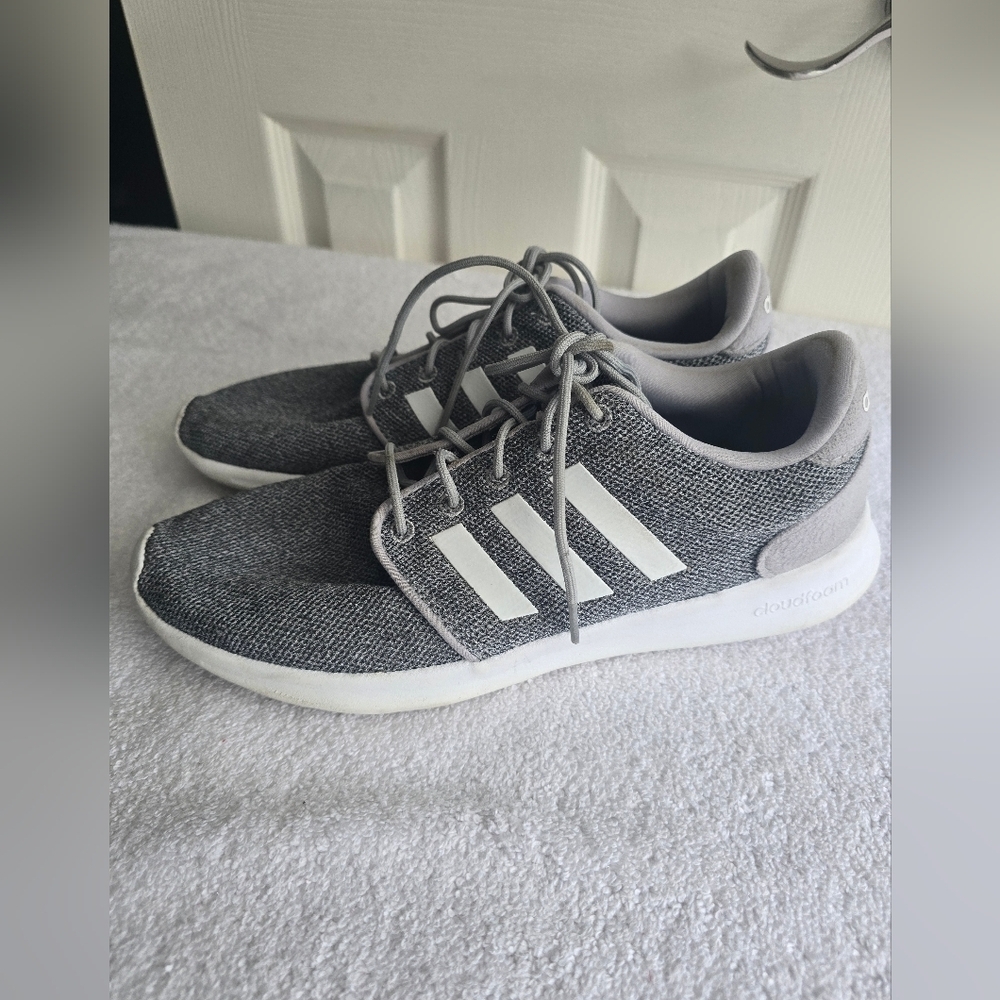 Adidas Cloudfoam Women SZ 10